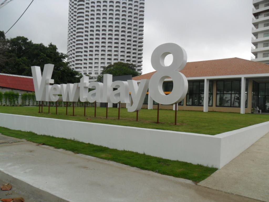 V8 Seaview Hotel Jomtien Beach Exterior photo